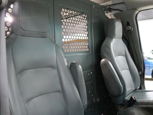 Used 2014 Ford E-150 and Econoline 150 w/ Power Group image 26