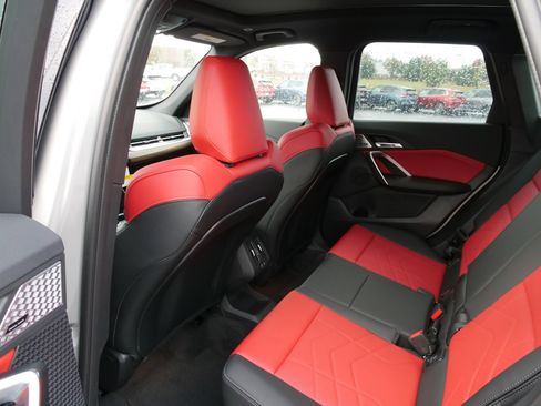 New 2025 BMW X1 xDrive28i w/ Technology Package image 16