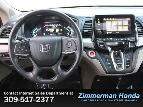 Certified 2024 Honda Odyssey EX-L image 13