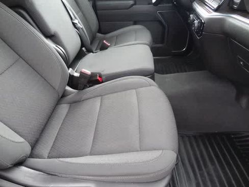 Used 2022 Chevrolet Silverado 1500 LT AWD/4WD image 12