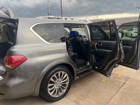 Used 2015 INFINITI QX80 2WD w/ Deluxe Technology Package image 11