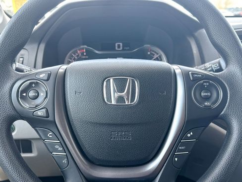 Used 2018 Honda Pilot EX image 40