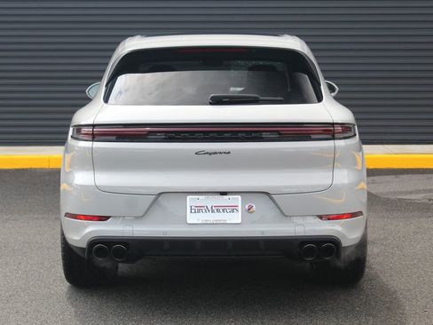 New 2026 Porsche Cayenne AWD/4WD image 7