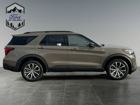 New 2026 Ford Explorer ST-Line image 6