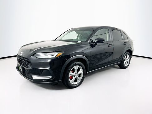 Used 2023 Honda HR-V LX image 3