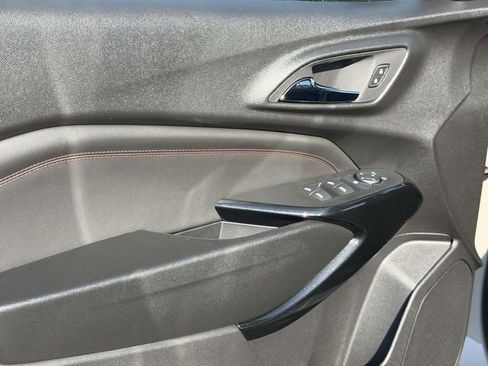 New 2026 Chevrolet Trax RS w/ Sunroof Package image 22