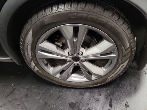 Used 2020 Nissan Murano SL w/ Moonroof Package image 11