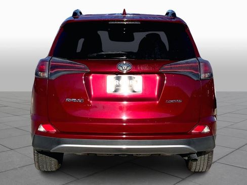 Used 2018 Toyota RAV4 Limited image 5