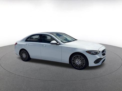 Used 2024 Mercedes-Benz C 300 Sedan image 2