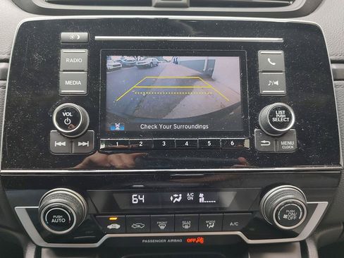 Used 2018 Honda CR-V LX image 12