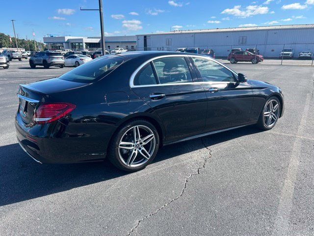 Used 2020 Mercedes-Benz E 350 Sedan image 4