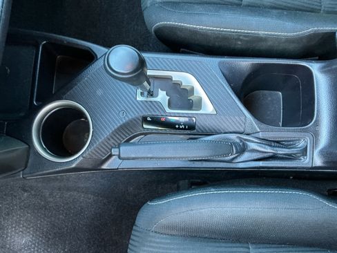 Used 2015 Toyota RAV4 XLE image 15