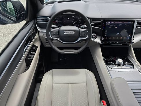 New 2026 Jeep Grand Wagoneer Limited AWD/4WD image 30