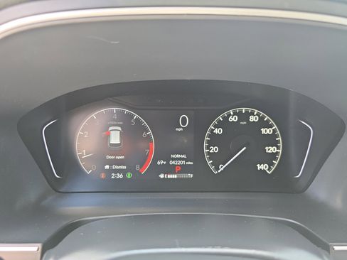 Used 2025 Honda Pilot Touring image 21