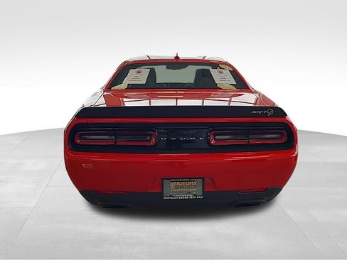 Used 2019 Dodge Challenger SRT Hellcat Redeye image 9