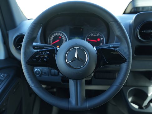 New 2025 Mercedes-Benz Sprinter 2500 image 22