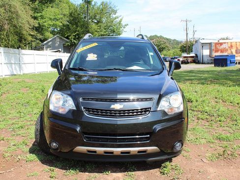Used 2014 Chevrolet Captiva Sport LTZ FWD image 2