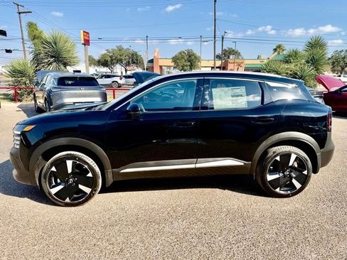 New 2026 Nissan Kicks SR w/ SR Premium Package image 4