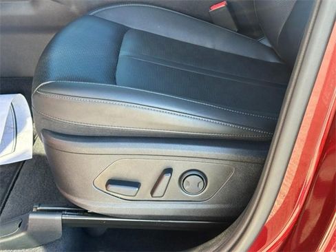 Used 2025 Kia Sorento S w/ Panoramic Sunroof Package image 19