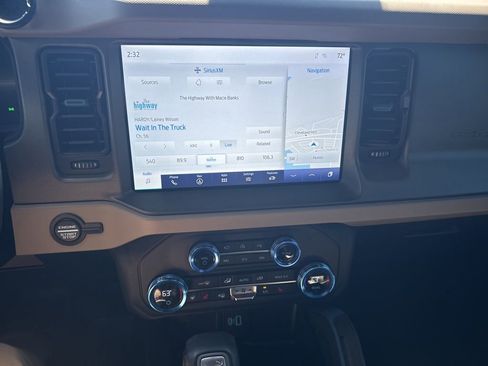 Used 2024 Ford Bronco Wildtrak AWD/4WD image 17