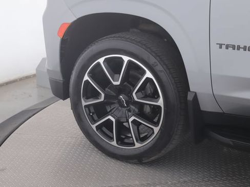 Used 2023 Chevrolet Tahoe RST w/ Luxury Package AWD/4WD image 13