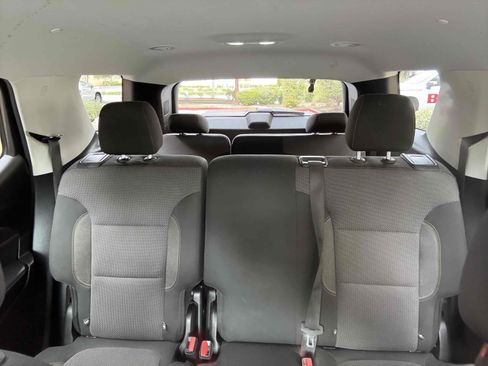 Used 2020 Chevrolet Traverse LS image 48