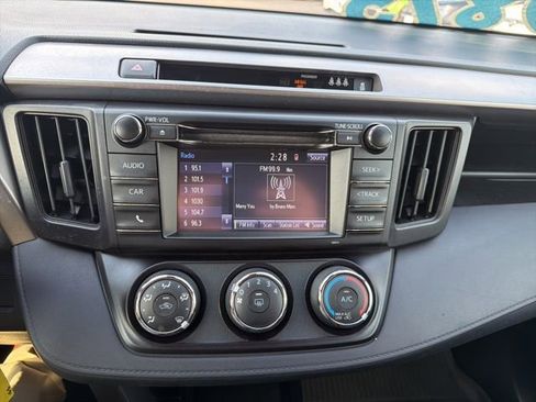 Used 2018 Toyota RAV4 LE w/ All Weather Liner Package image 11