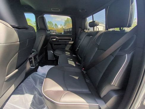 New 2026 RAM 3500 Laramie AWD/4WD image 30
