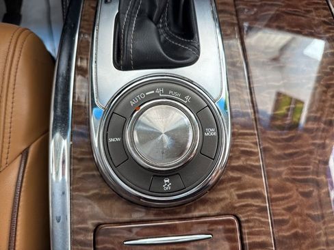 Used 2017 Nissan Armada Platinum w/ Captain Seat Package image 36