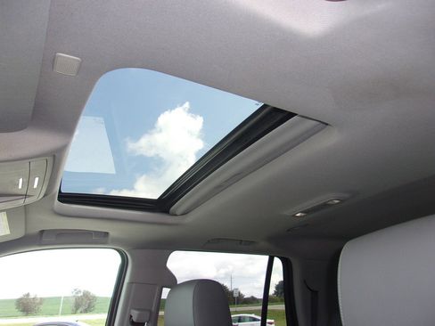 Used 2020 Chevrolet Tahoe LT image 12