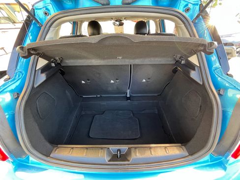 Used 2015 MINI Cooper S w/ Mini Wired Pack image 24