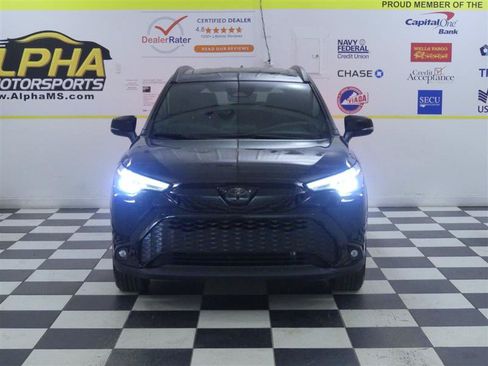 Used 2024 Toyota Corolla Cross AWD Hybrid image 2
