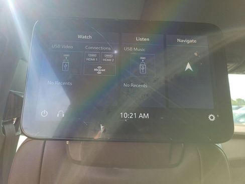 Used 2021 Chevrolet Suburban High Country image 12