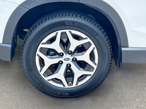 Used 2020 Subaru Forester Premium w/ Popular Package #1 AWD/4WD image 30