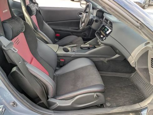 Used 2024 Nissan Z NISMO w/ Floor Mat Package RWD image 25