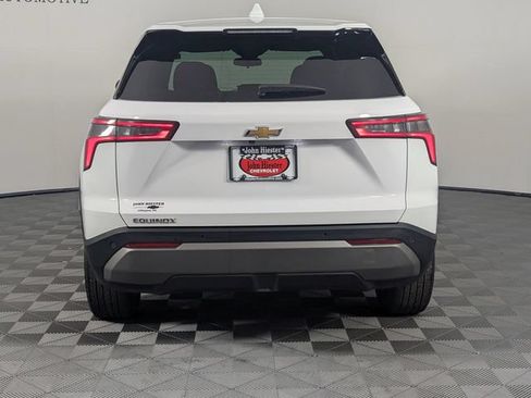 Used 2025 Chevrolet Equinox LT FWD image 6
