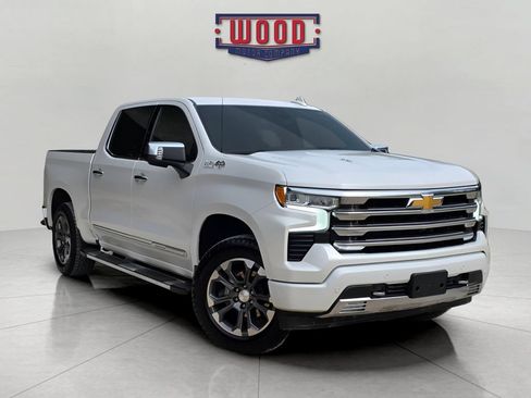 Used 2024 Chevrolet Silverado 1500 High Country AWD/4WD image 1