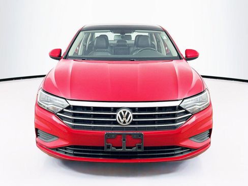 Used 2021 Volkswagen Jetta SE w/ SE Cold Weather Package FWD image 2