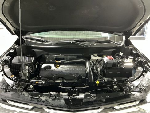 Used 2025 Chevrolet Equinox LT image 33