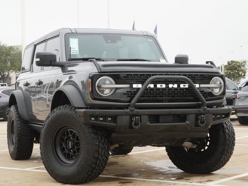 Used 2022 Ford Bronco Wildtrak AWD/4WD image 2
