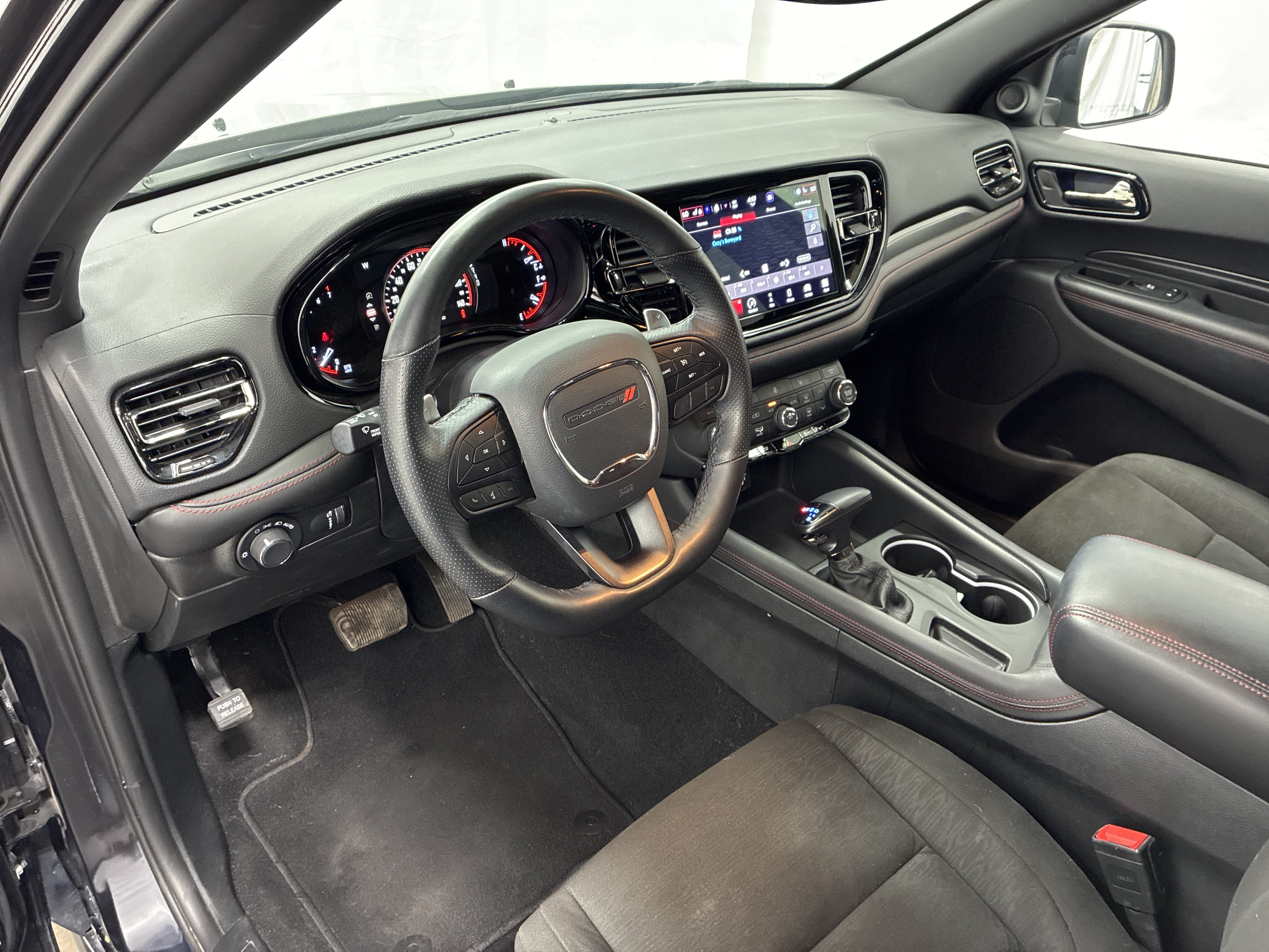 Certified 2025 Dodge Durango GT w/ Blacktop Package AWD/4WD image 17