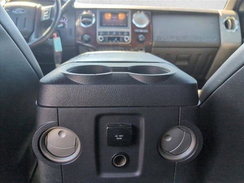 Used 2012 Ford F250 Lariat w/ Lariat Ultimate Pkg AWD/4WD image 19