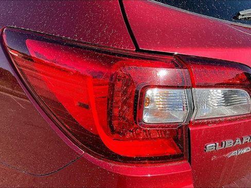 Used 2016 Subaru Outback 2.5i Limited AWD/4WD image 21