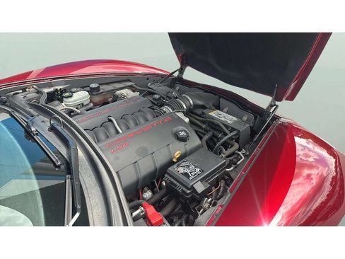 Used 2007 Chevrolet Corvette Coupe w/ Preferred Equipment Group RWD image 24