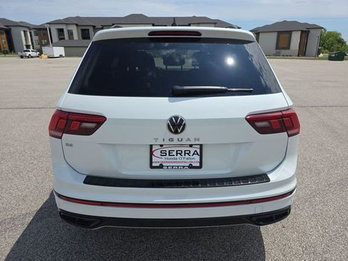 Used 2023 Volkswagen Tiguan SE R-Line FWD image 12