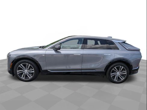 Used 2023 Cadillac Lyriq 2WD image 7