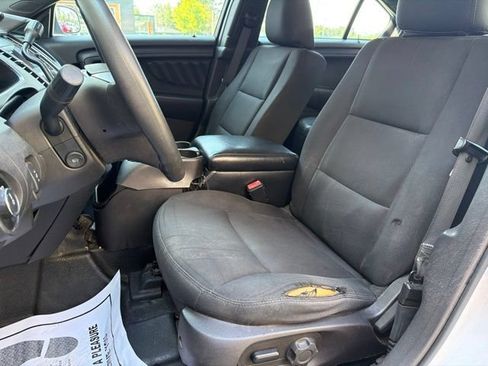 Used 2015 Ford Taurus Police Interceptor AWD image 19