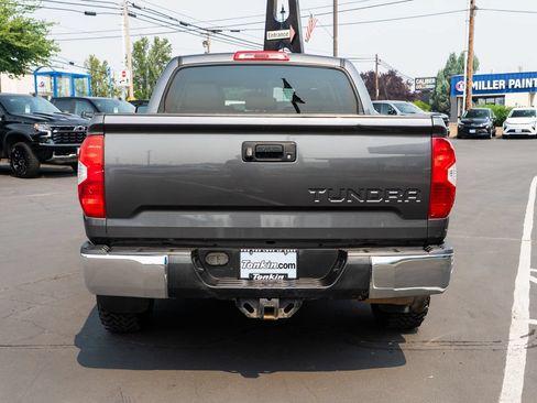 Used 2016 Toyota Tundra SR5 w/ TRD Off Road Package AWD/4WD image 4