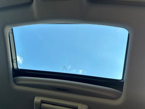 Used 2016 Honda Pilot Touring image 22