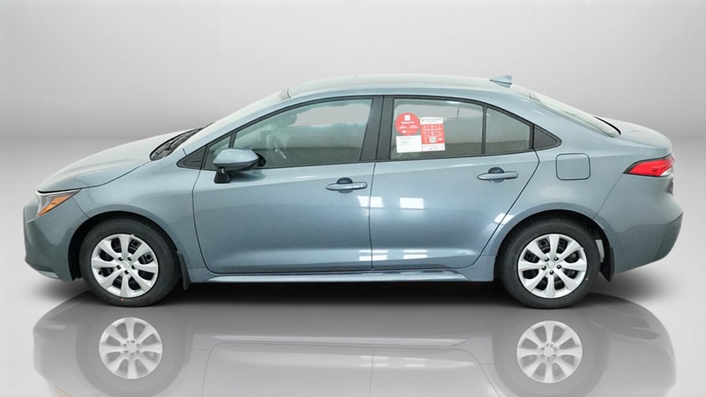 New 2027 Toyota Corolla LE FWD image 6